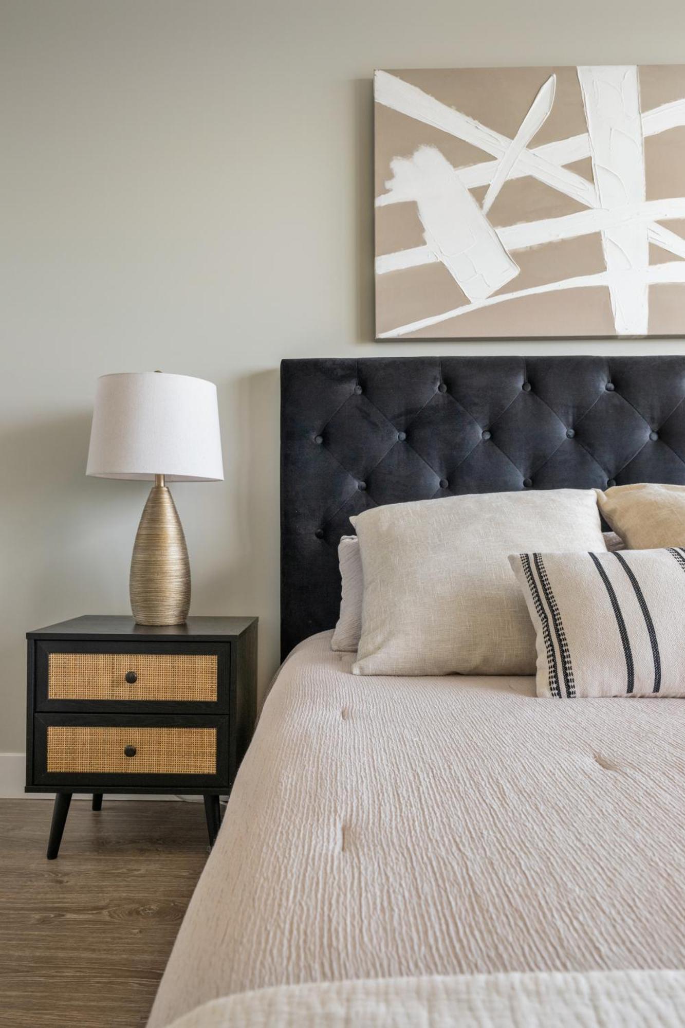 Modern Suite Calgary Downtown 5 Min Walk Stampede מראה חיצוני תמונה